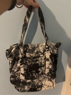 Black & White Tie-Dye Tote Bag/beach bag from Pink